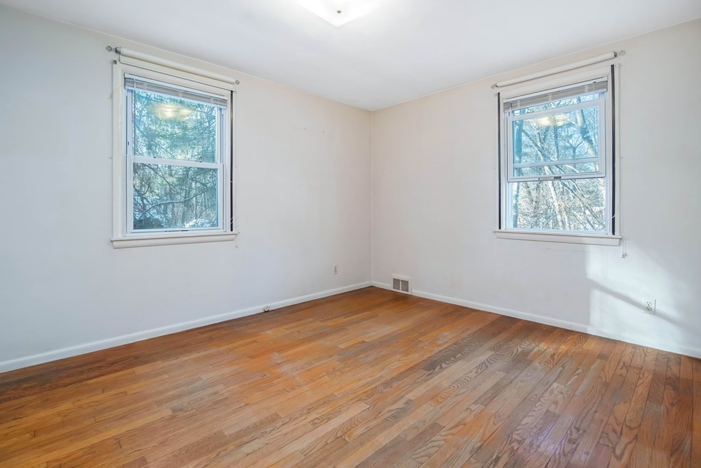 15 Old Coach Road Hampden, MA 01036 - Photo 21 of 37 Gallery Image 21