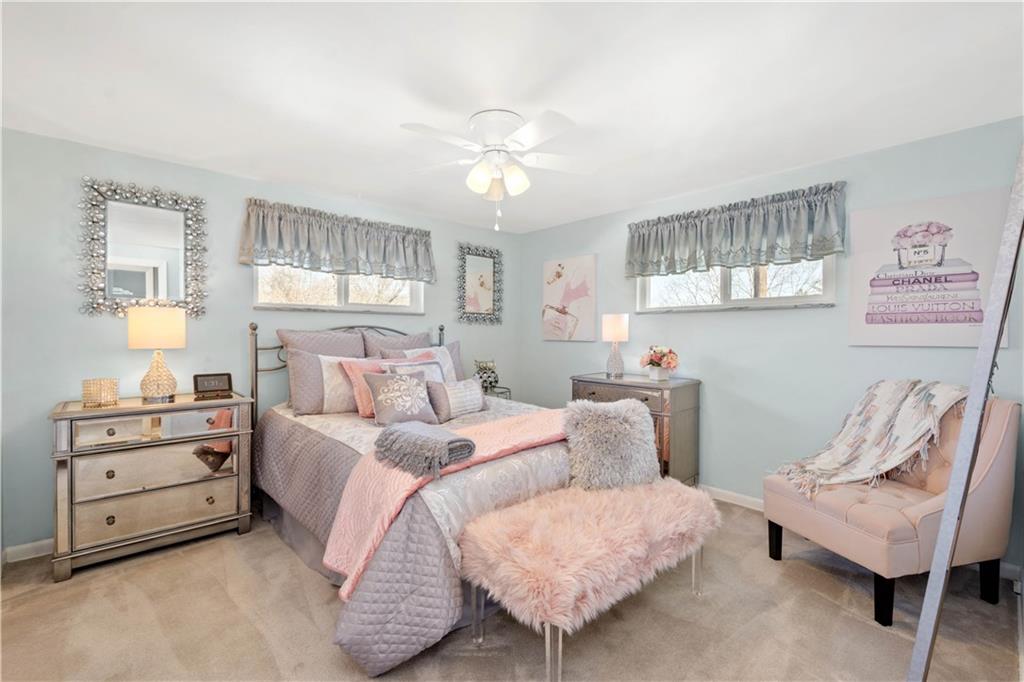 1008 Moon Run Road McKees Rocks, PA 15136 - Photo 12 of 25