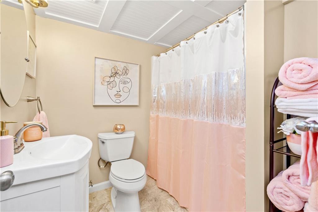 1008 Moon Run Road McKees Rocks, PA 15136 - Photo 18 of 25