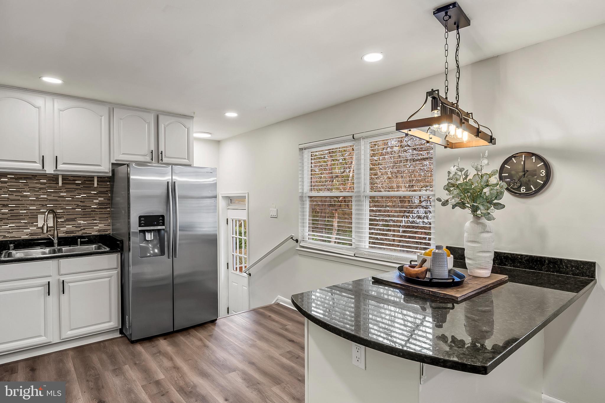 10129 Charington Road Cockeysville, MD 21030 - Photo 11 of 42