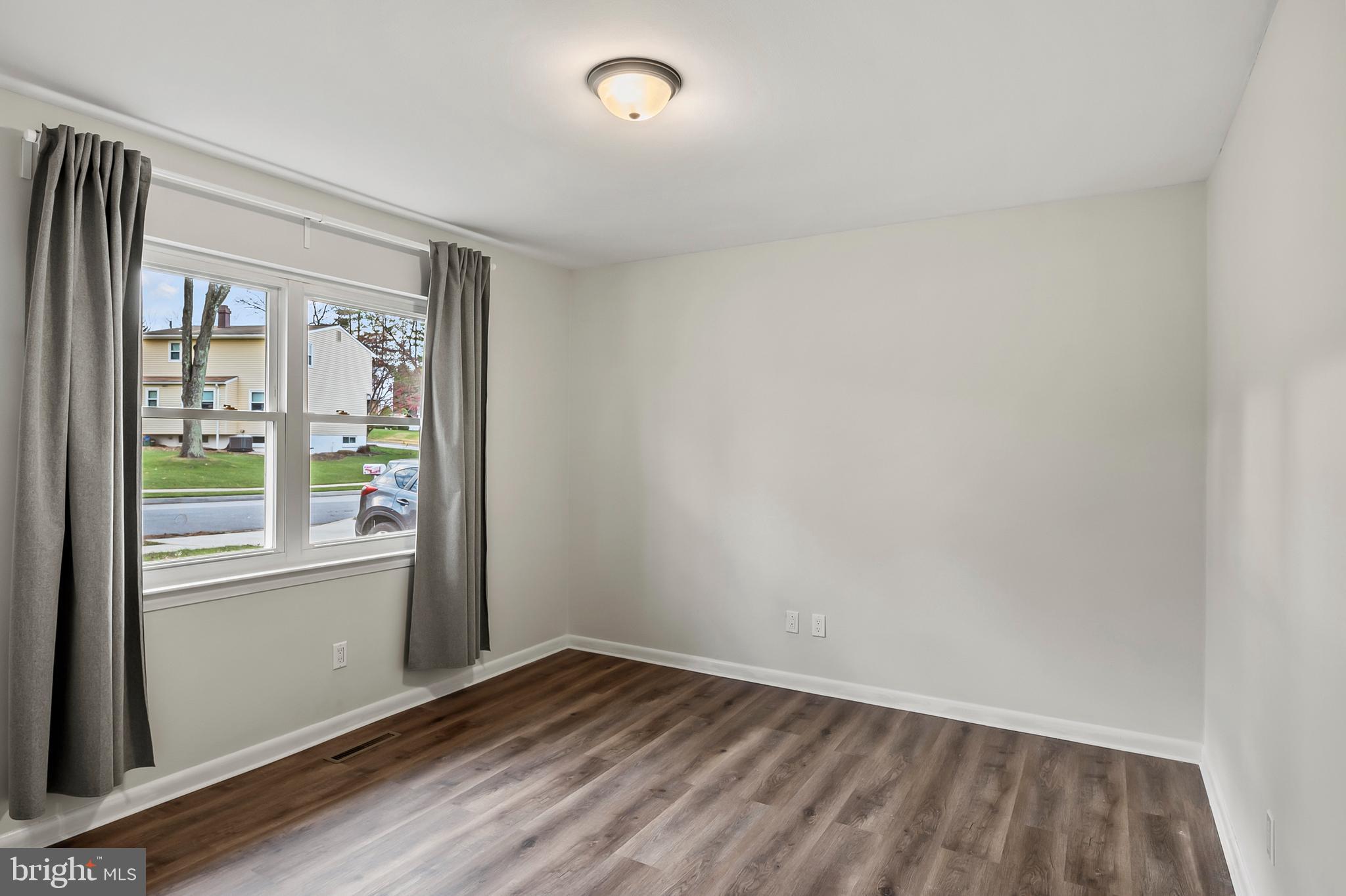 10129 Charington Road Cockeysville, MD 21030 - Photo 18 of 42