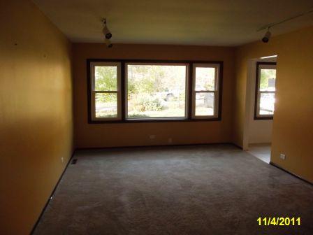 26-w511 Harrison Street Winfield, IL 60190 - Photo 2 of 14