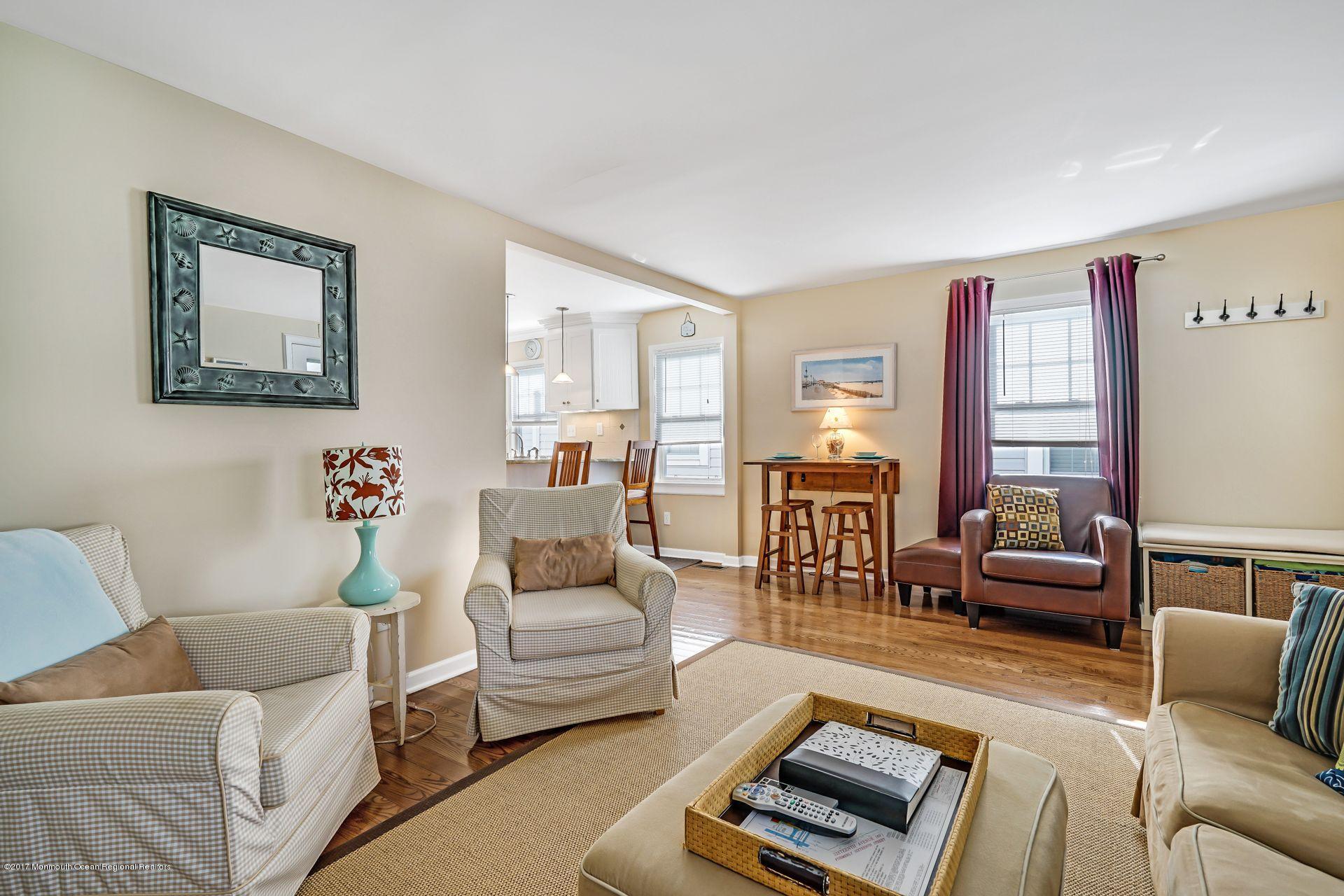 1251 Maplewood Road Belmar, NJ 07719 - Photo 3 of 15 Livingroom1