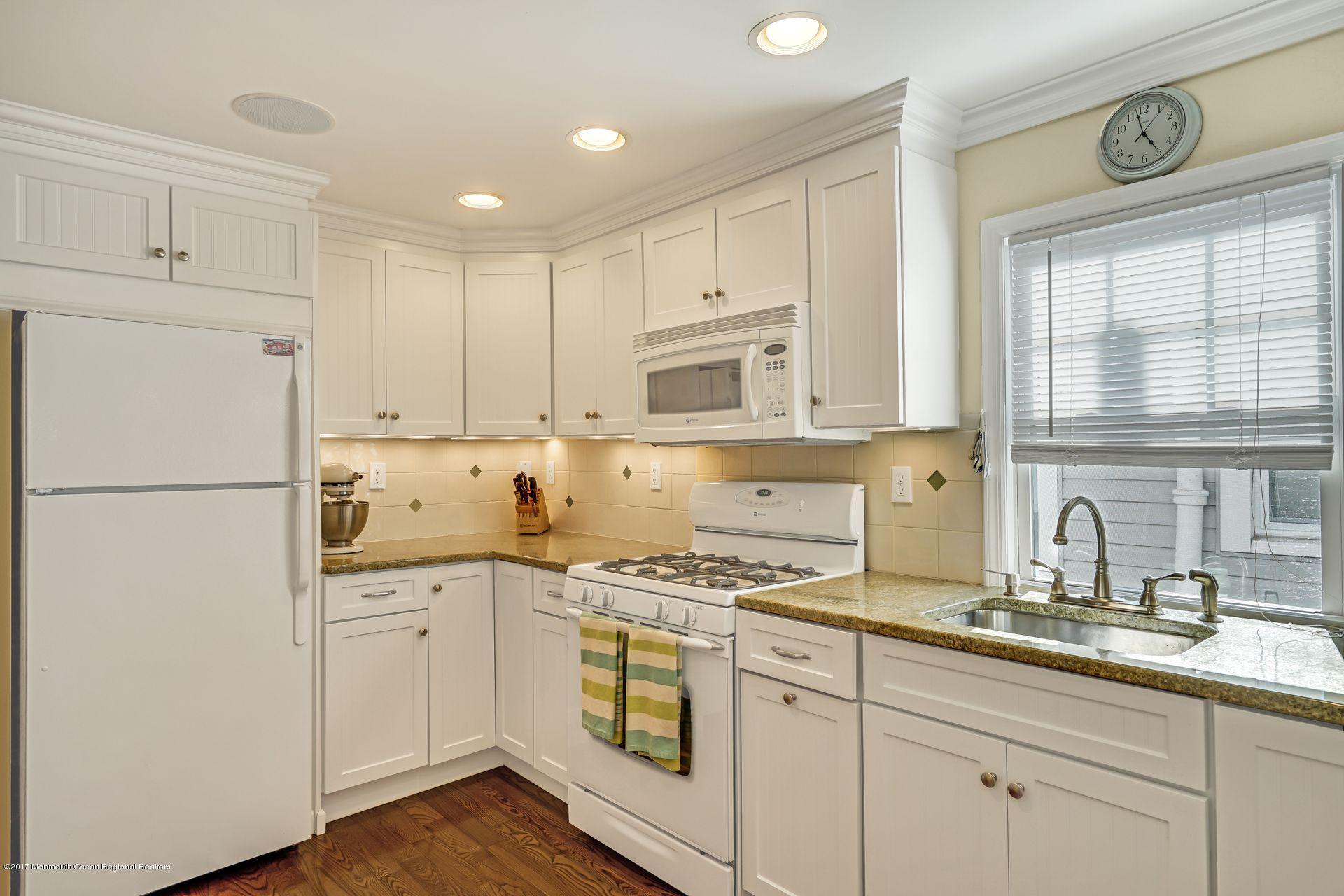 1251 Maplewood Road Belmar, NJ 07719 - Photo 5 of 15 Kitchen2