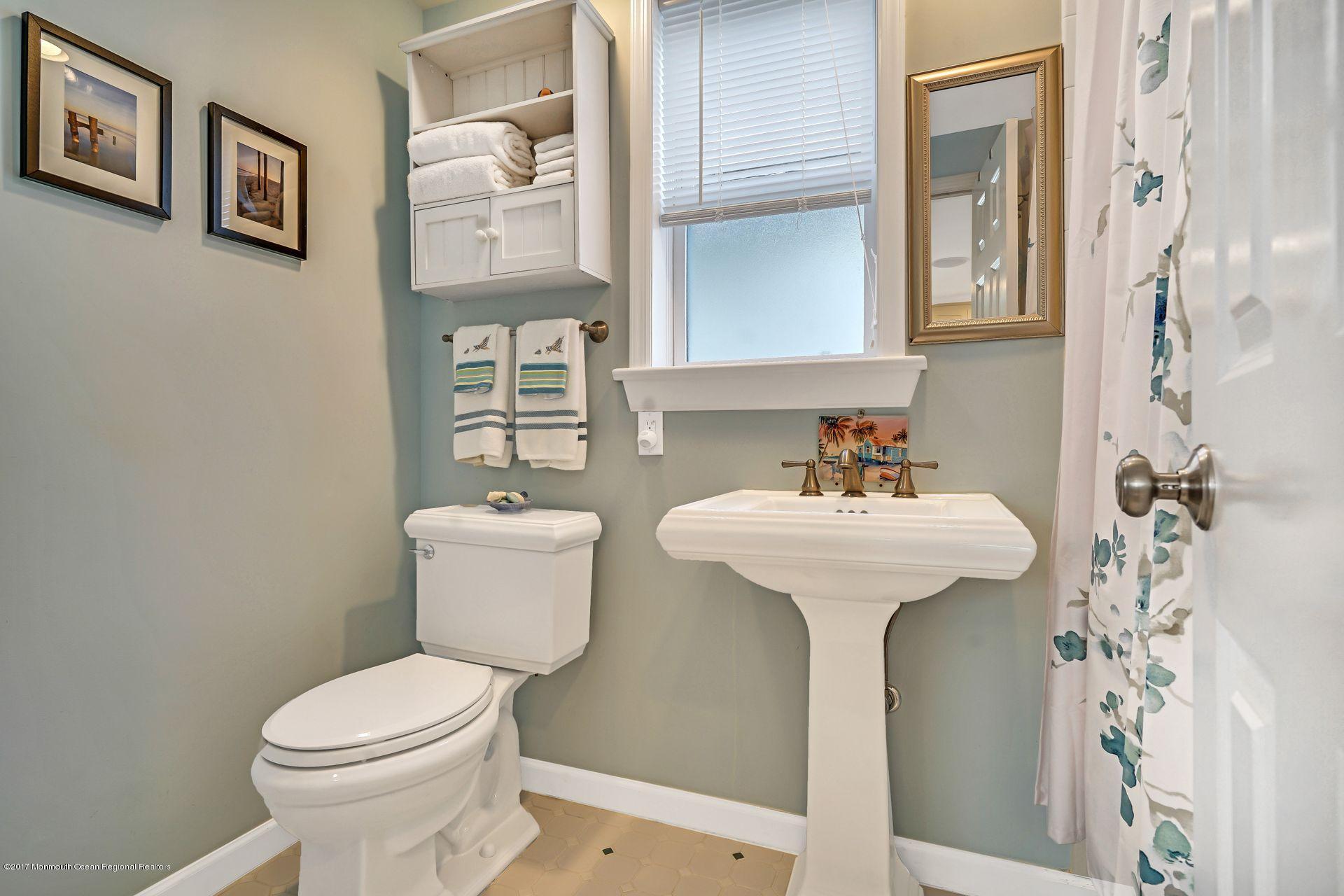 1251 Maplewood Road Belmar, NJ 07719 - Photo 10 of 15 Bath