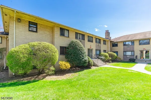$230,000 | 401 Highway 22, Unit A, Plainfield, NJ 07060