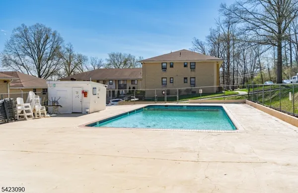 $230,000 | 401 Highway 22, Unit A, Plainfield, NJ 07060