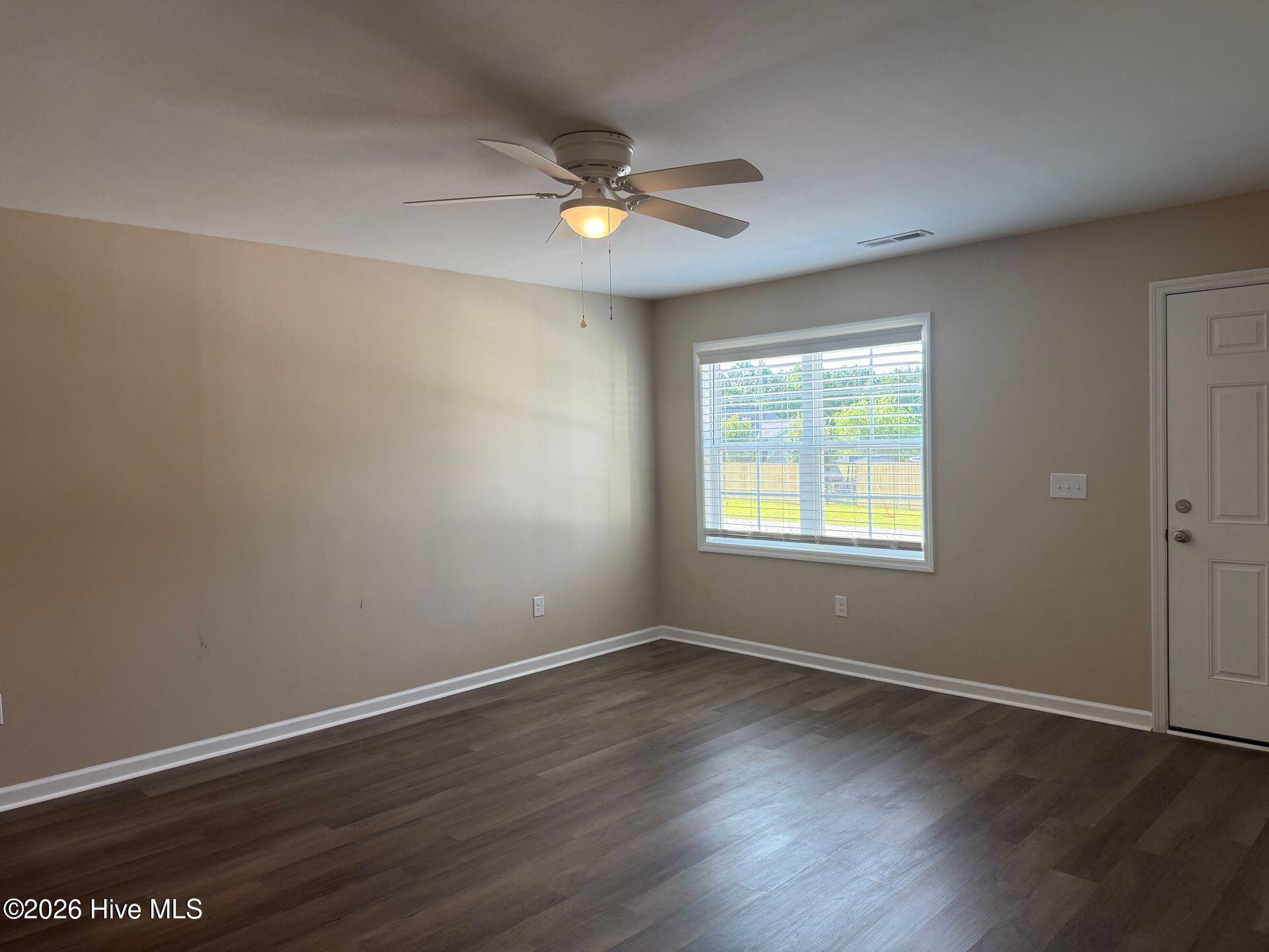 201 Fire Tower Road, Unit 1 Richlands, NC 28574 - Photo 4 of 9