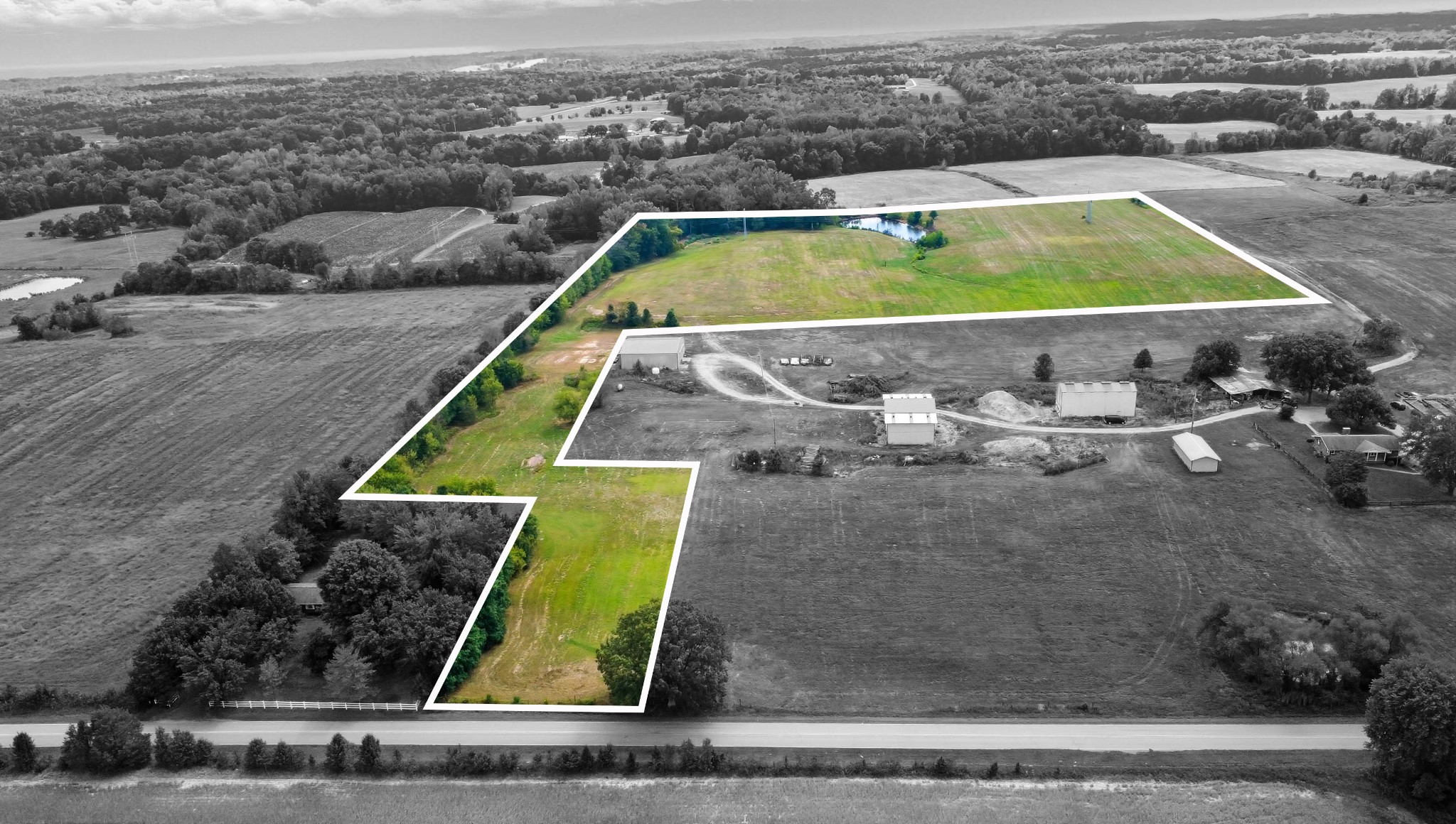 22 Indian Mound Road Woodlawn, TN 37191 - Photo 2 of 29