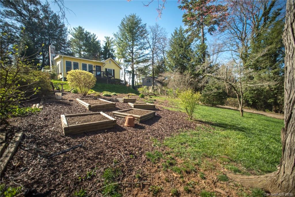 182 School Road Asheville, NC 28806 - Photo 2 of 31 Gallery Image 2