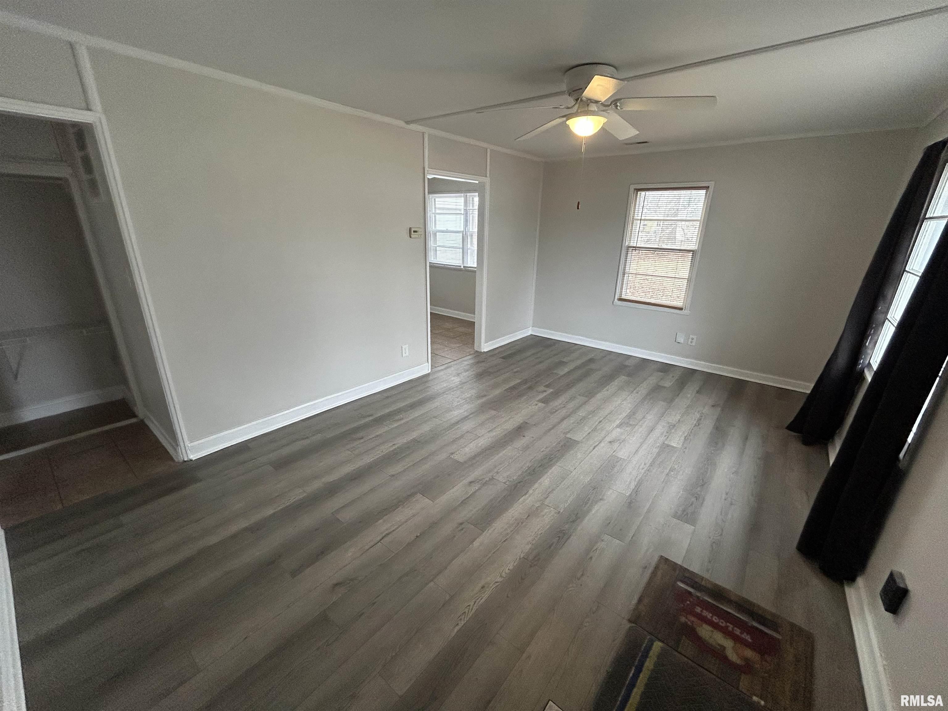 10 Reed Court Springfield, IL 62704 - Photo 2 of 7