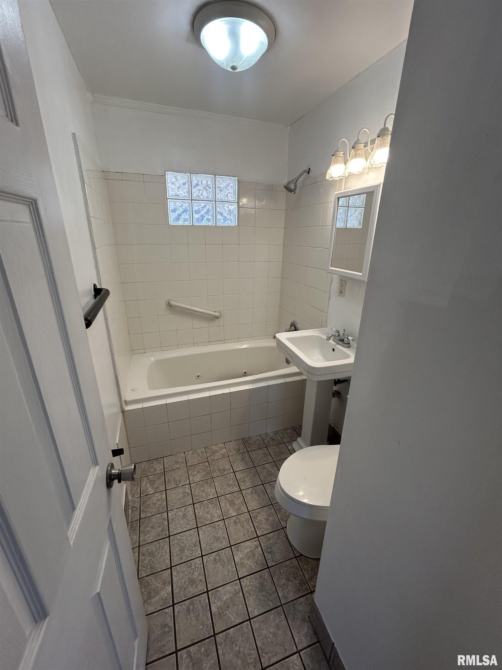 10 Reed Court Springfield, IL 62704 - Photo 6 of 10