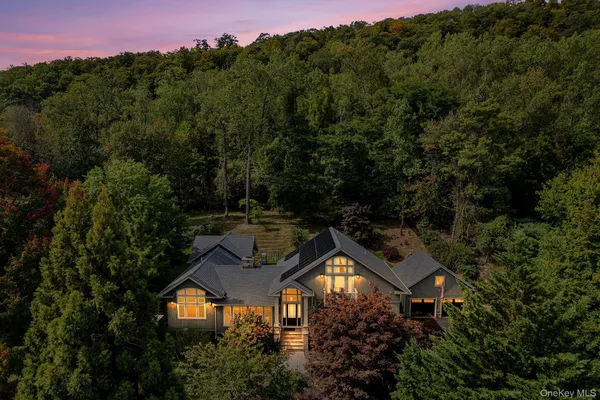 $1,590,000 | 608 Palmer Drive, Nyack, NY 10960