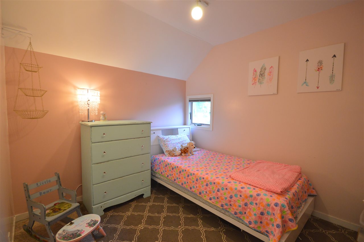 4880 North Putnam Road Suttons Bay, MI 49682 - Photo 18 of 41 1890274-17.JPG