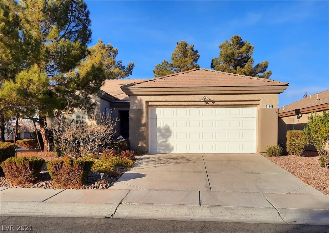 2194 Chapman Ranch Drive Henderson, NV 89012 - Photo 4 of 17 Gallery Image 4