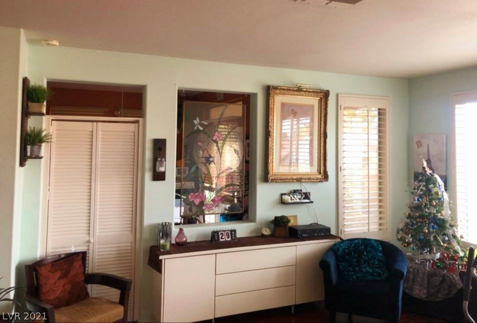 2194 Chapman Ranch Drive Henderson, NV 89012 - Photo 8 of 17 Gallery Image 8