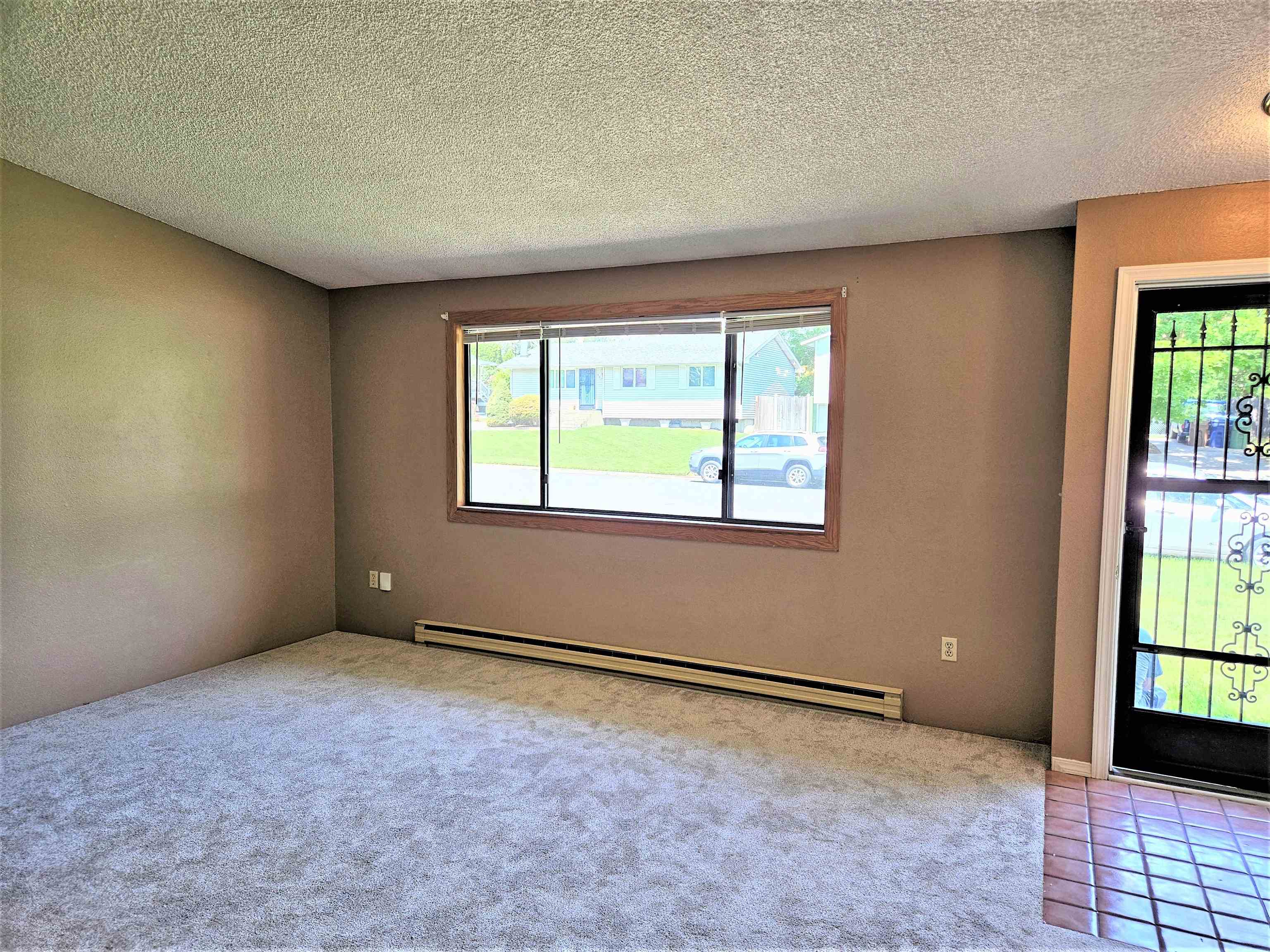 810 East St Thomas More Way Spokane, WA 99208 - Photo 5 of 32