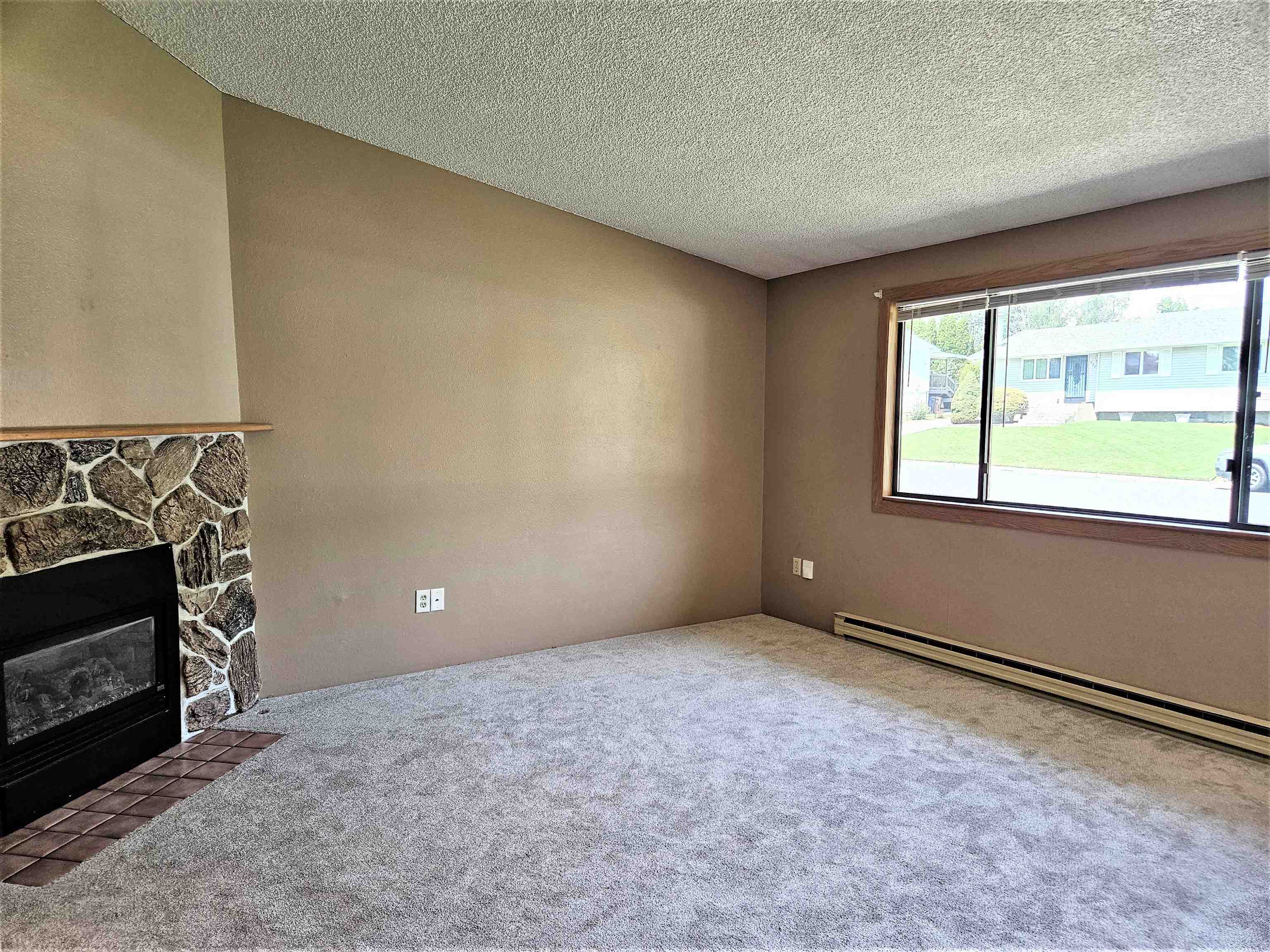 810 East St Thomas More Way Spokane, WA 99208 - Photo 6 of 32