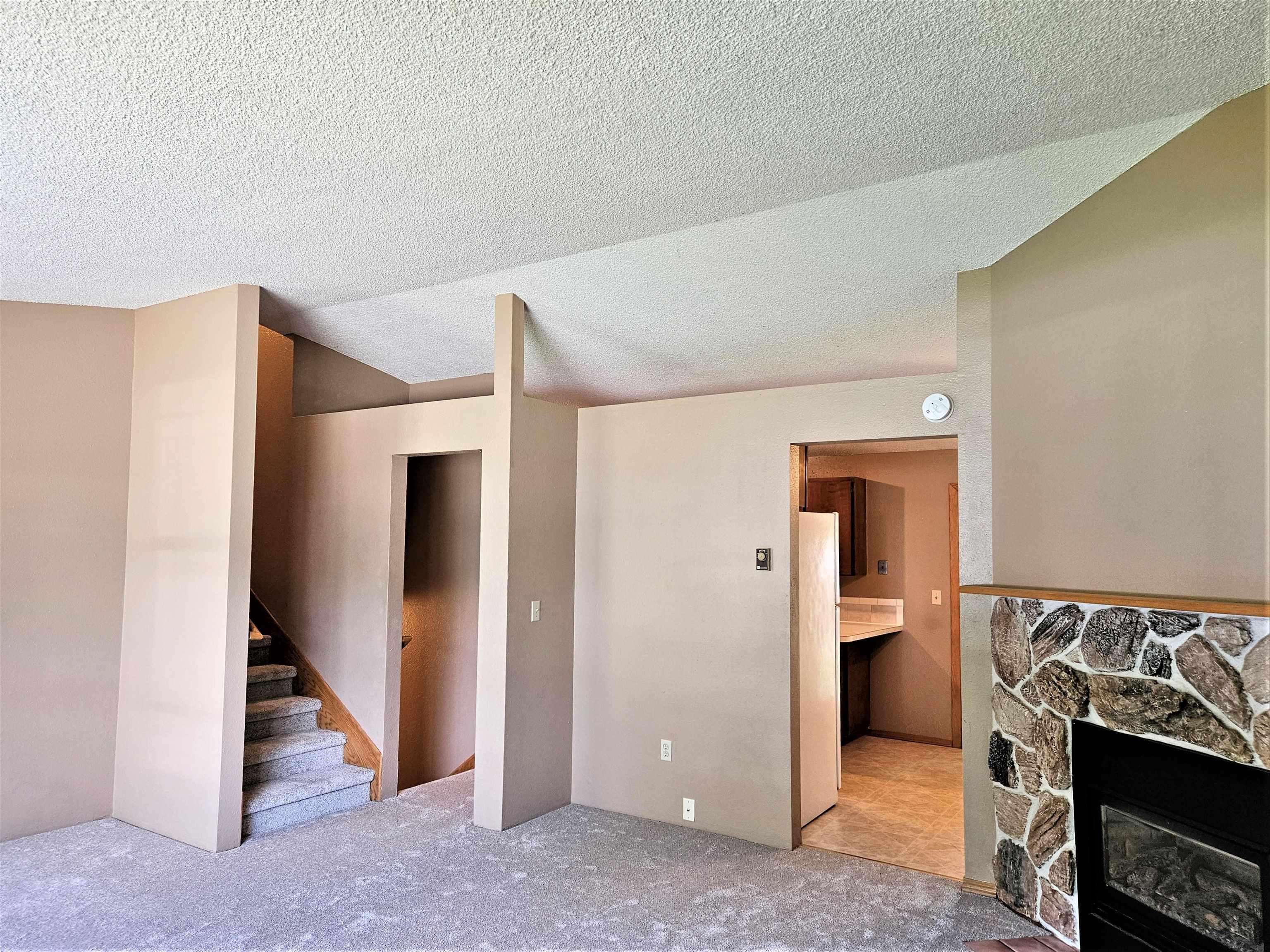 810 East St Thomas More Way Spokane, WA 99208 - Photo 7 of 32