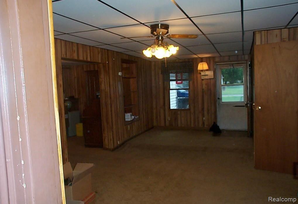 24425 South River Road Clinton Township, MI 48036 - Photo 7 of 10 Gallery Image 7