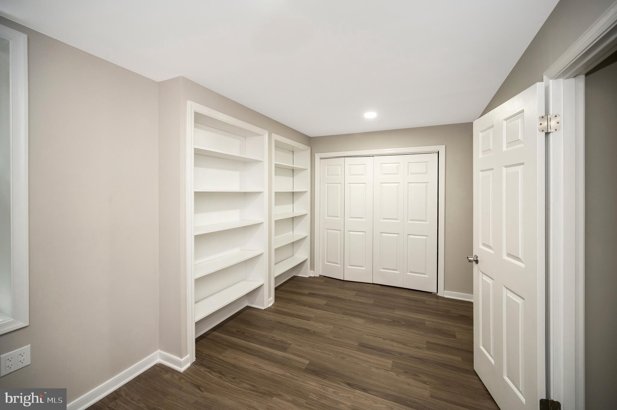12237 Ward Road King George, VA 22485 - Photo 47 of 54 Built in Shelves