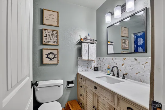 $450,000 | 611 East Main Street, Craigmont, ID 83523