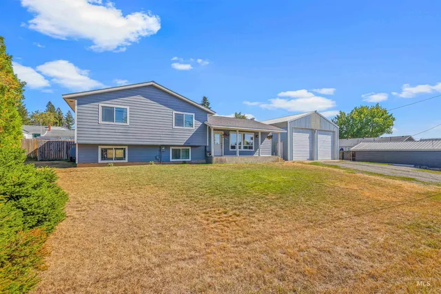$450,000 | 611 East Main Street, Craigmont, ID 83523