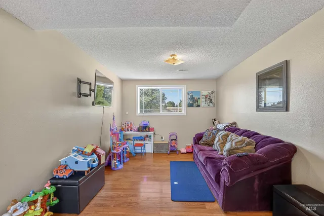 $450,000 | 611 East Main Street, Craigmont, ID 83523