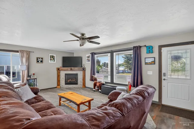 $450,000 | 611 East Main Street, Craigmont, ID 83523