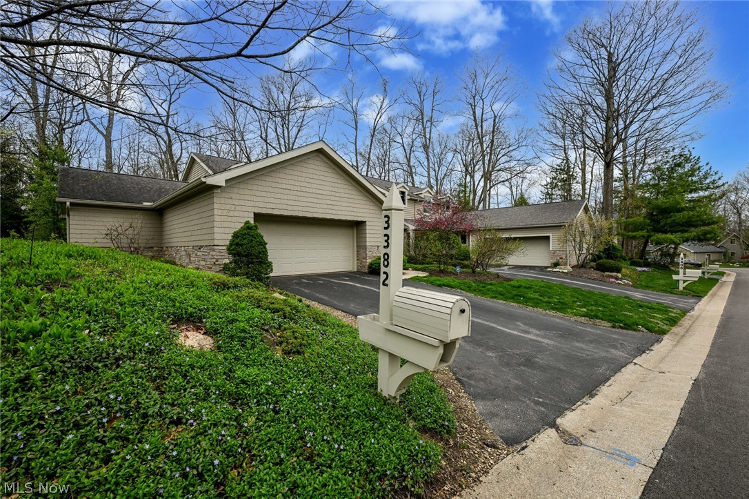 3382 East Glencoe Road Richfield, OH 44286 - Photo 3 of 46