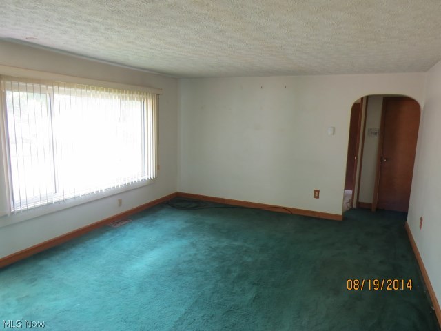 1481 Breiding Road Akron, OH 44310 - Photo 6 of 14
