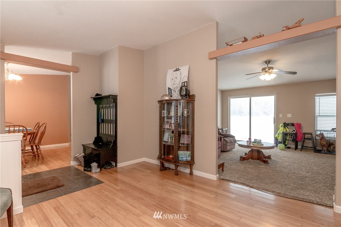 3872 Red Bridge Road Cle Elum, WA 98922 - Photo 4 of 25 Gallery Image 4