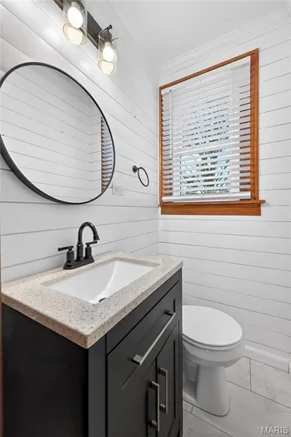 $375,000 | 221 North Benton Avenue, St. Charles, MO 63301