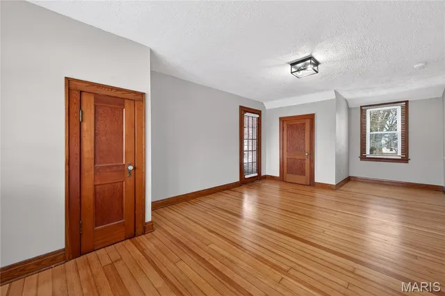 $375,000 | 221 North Benton Avenue, St. Charles, MO 63301