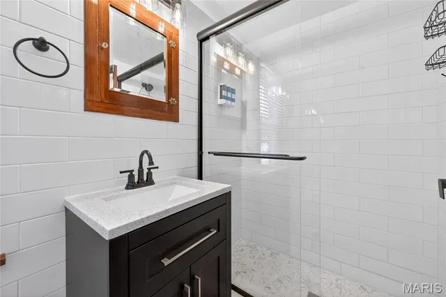 $375,000 | 221 North Benton Avenue, St. Charles, MO 63301