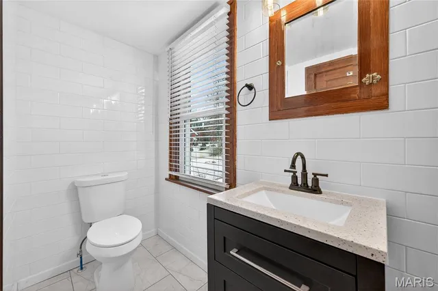 $375,000 | 221 North Benton Avenue, St. Charles, MO 63301