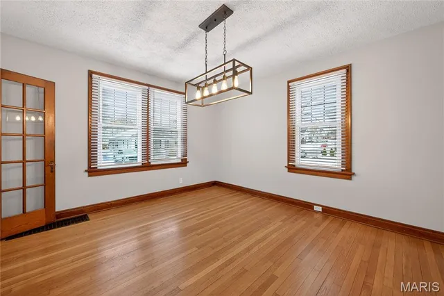 $375,000 | 221 North Benton Avenue, St. Charles, MO 63301