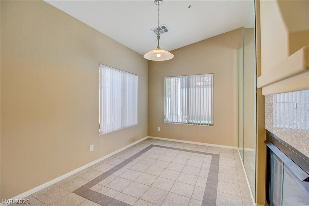 388 Desert Cove Road Henderson, NV 89012 - Photo 8 of 38 Gallery Image 8