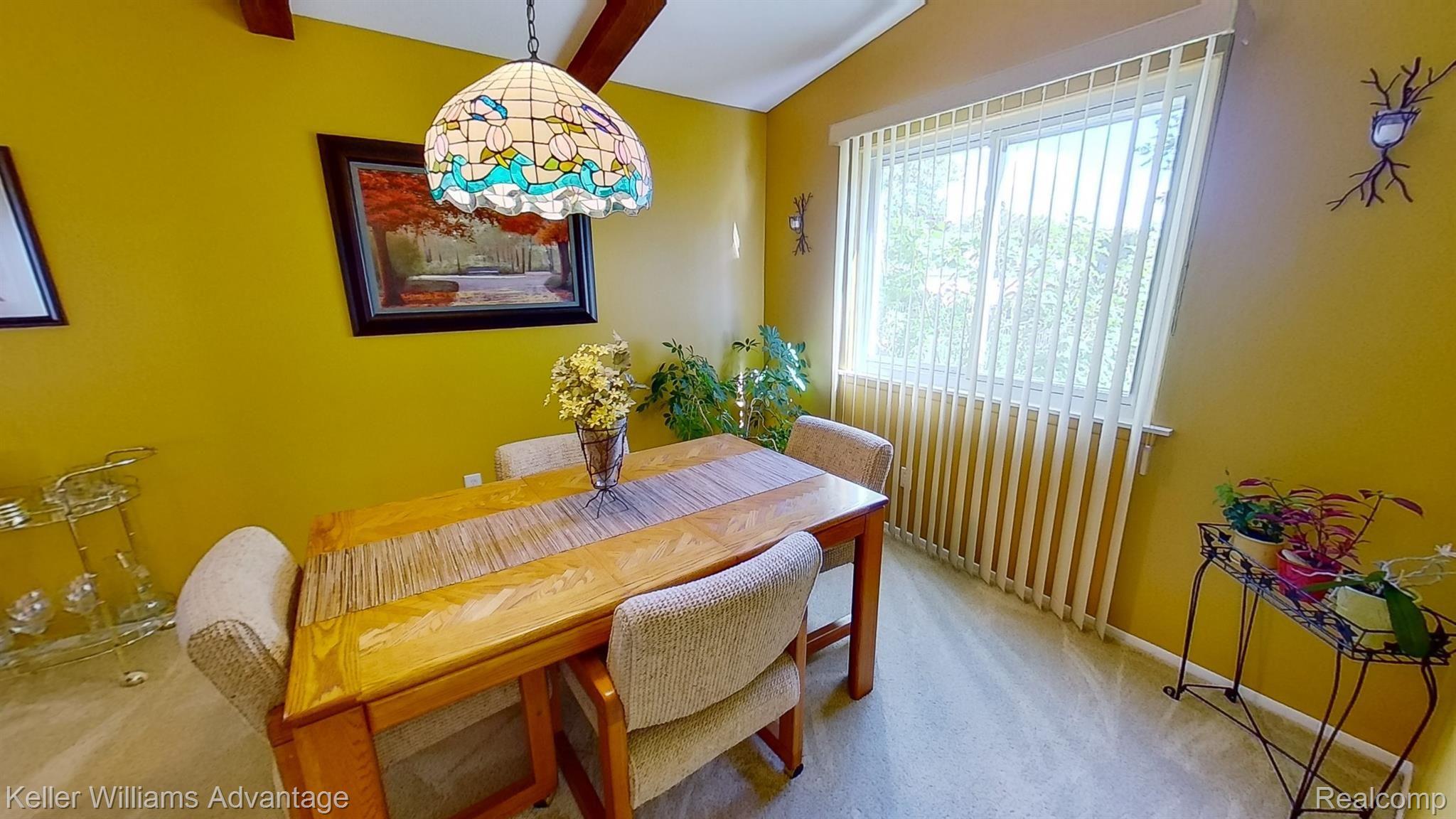 16430 Levan Road Livonia, MI 48154 - Photo 10 of 42 LevanRd_16430_Dining_02.jpg