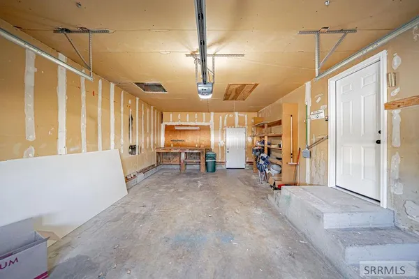 $359,000 | 805 North Farnsworth Drive, Idaho Falls, ID 83401