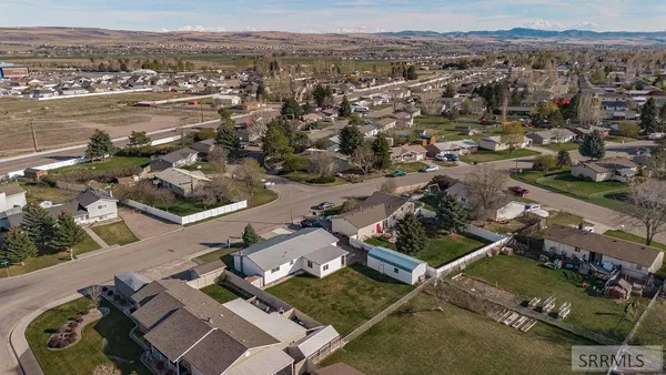 $359,000 | 805 North Farnsworth Drive, Idaho Falls, ID 83401
