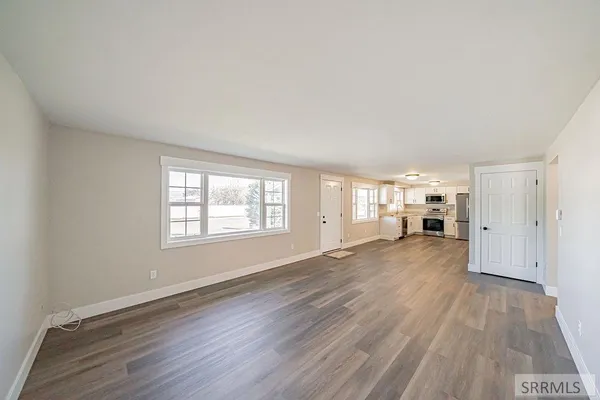 $359,000 | 805 North Farnsworth Drive, Idaho Falls, ID 83401