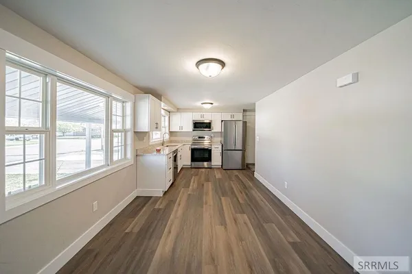 $359,000 | 805 North Farnsworth Drive, Idaho Falls, ID 83401