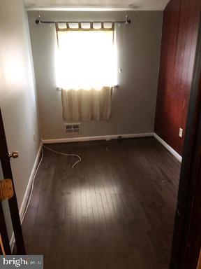 648 Queensgate Road Baltimore, MD 21229 - Photo 13 of 18