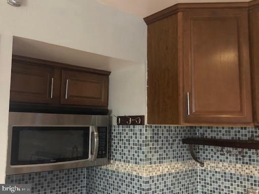 648 Queensgate Road Baltimore, MD 21229 - Photo 7 of 18