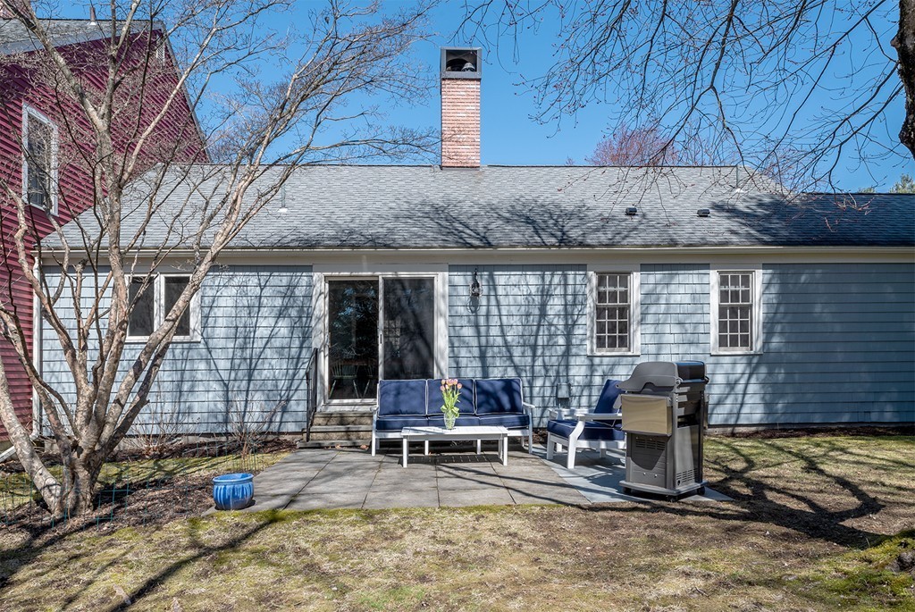 42 Jericho Road, Unit 42 Weston, MA 02493 - Photo 9 of 9 Gallery Image 9