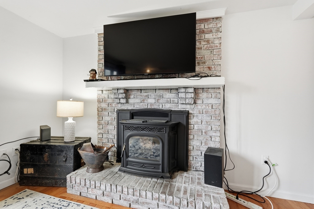 82 Stagecoach Road Amherst, MA 01002 - Photo 7 of 31 Gallery Image 7