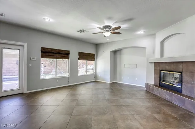 $3,400 | 756 Ezzat Street, Henderson, NV 89052