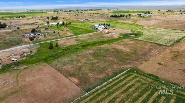 $120,000 | 530 North 170 East, Shoshone, ID 83352