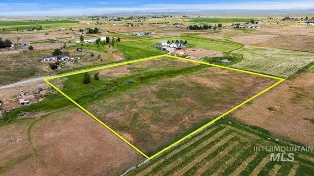 $120,000 | 530 North 170 East, Shoshone, ID 83352